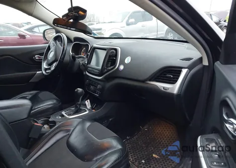 2018 Jeep Cherokee Latitude Plus 4X4 из США, поврежденный, VIN 1C4PJMLB6JD527339